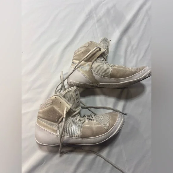 Nike Fury wrestling shoes size 7 - Picture 6 of 7